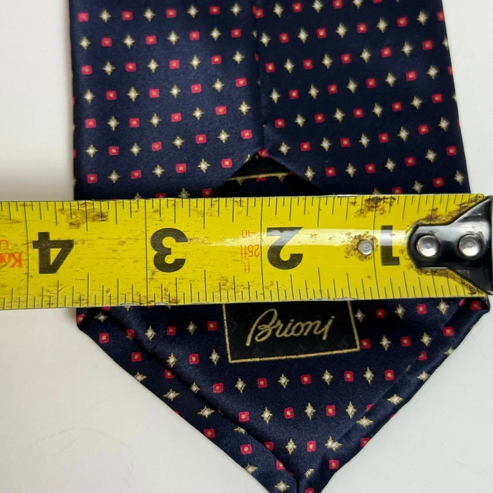 Brioni men silk